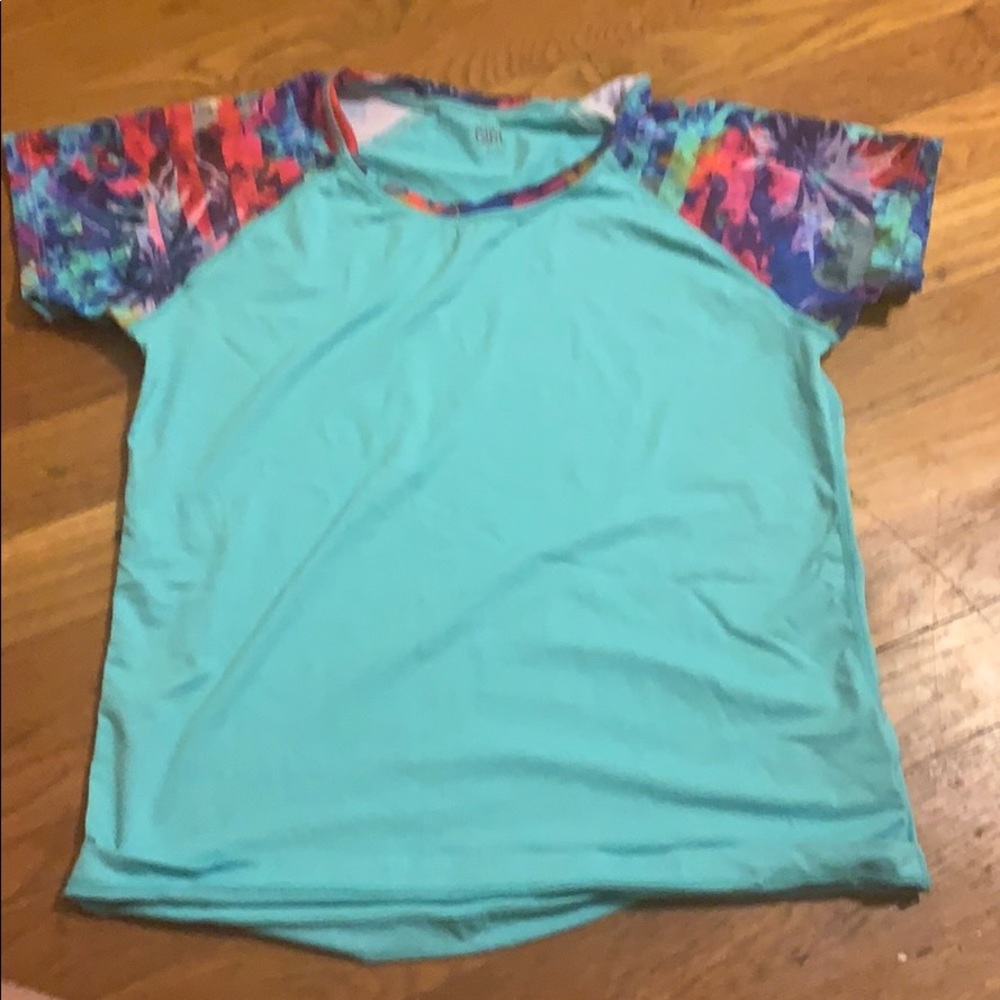 a cute matching shirt and shorts, gently used